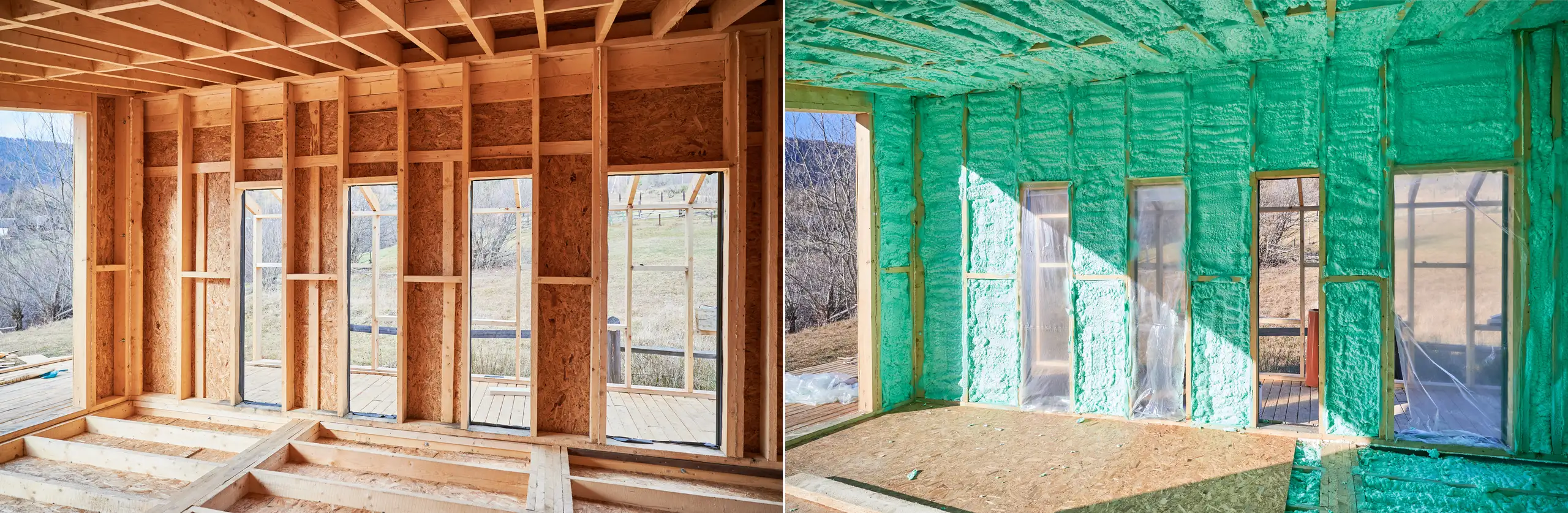 Innenansicht eines Rohbaus mit Holzständerwerk links und frisch aufgespritzter Fassadendämmung rechts